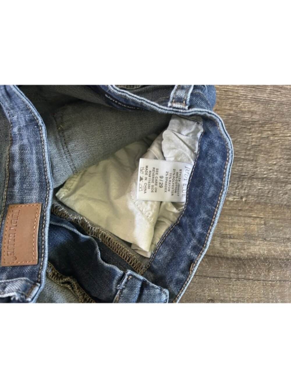 Lot of 2 Judy Blue Jeans Denim Size 9/29  Relaxed Fit & Boyfriend Fit - Picture 12 of 12